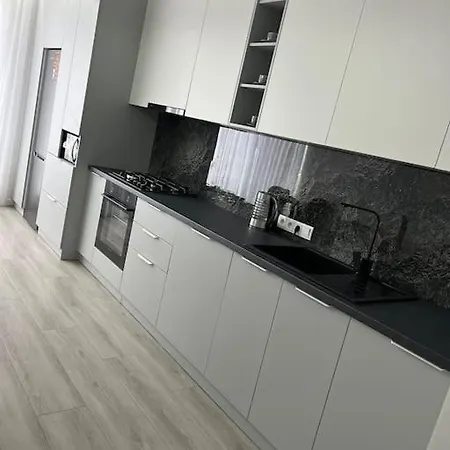 1 комнатная 1109 рядом с озером *
